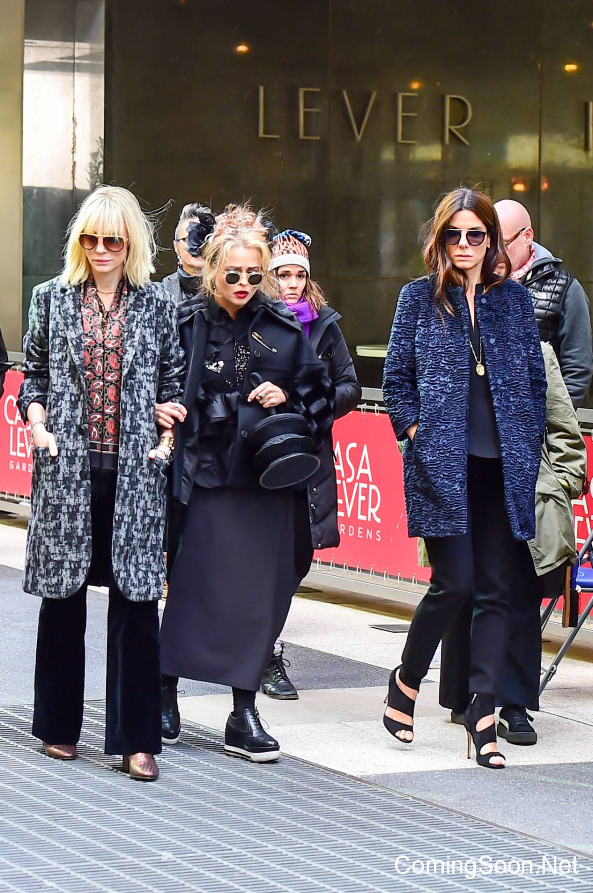 $!Rihanna, Cate Blanchett y Helena Bonham Carter en el set de ‘Ocean’s 8’