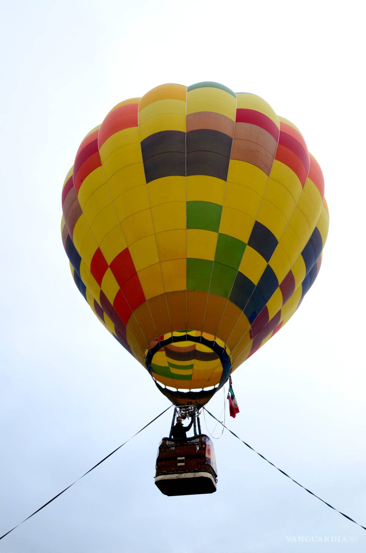 $!Festival del globo aerostático Cielo Mágico, colorido y mágia en Santiago, NL (Fotos)