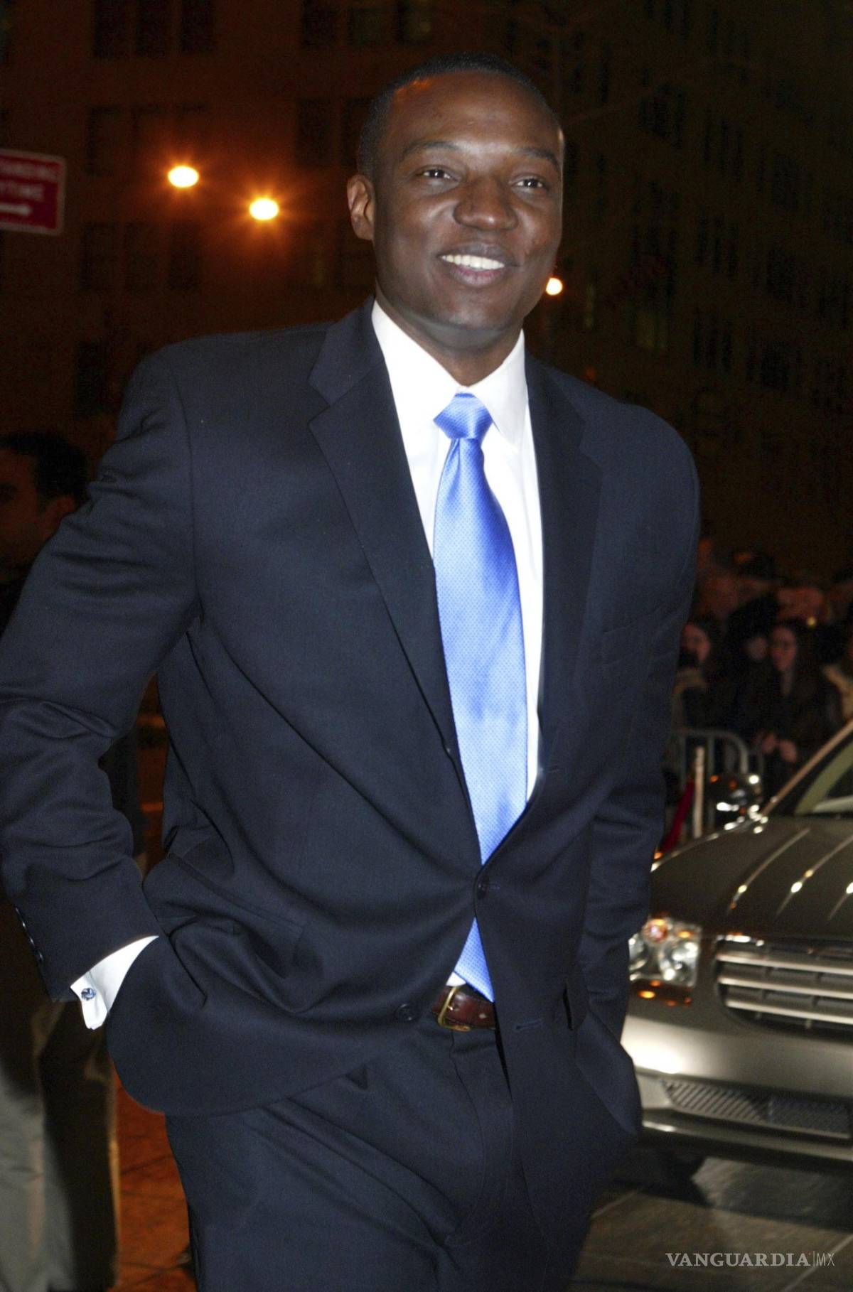 $!Kwame Jackson llega a la fiesta tras The Apprentice el 15 de abril de 2004 en Nueva York.