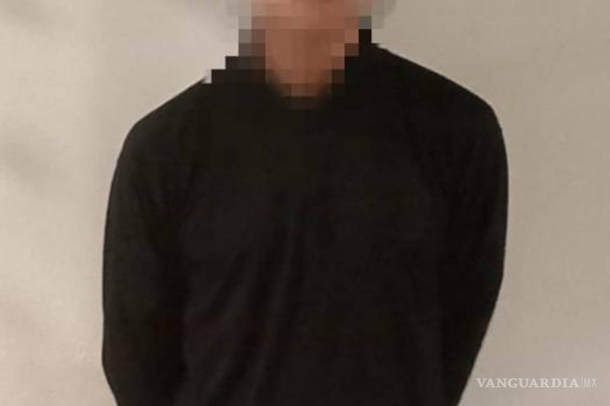 $!Menores de edad armados con una navaja roban unos tenis en Guadalupe, Nuevo León