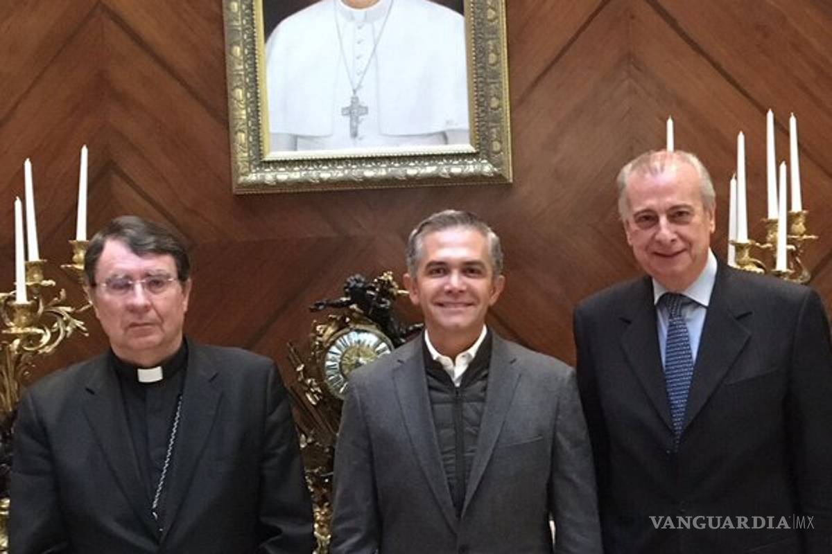 Mancera y coordinadores afinan detalles por próxima visita papal