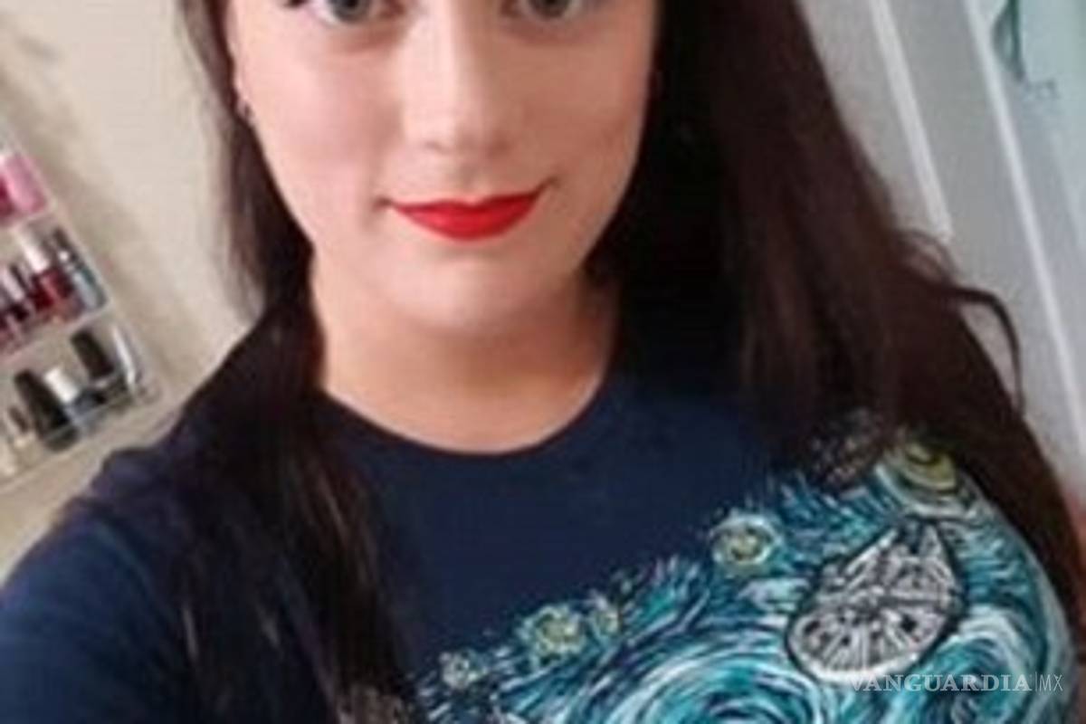 Maestra casada tuvo sexo con dos estudiantes en el salón, el mismo día