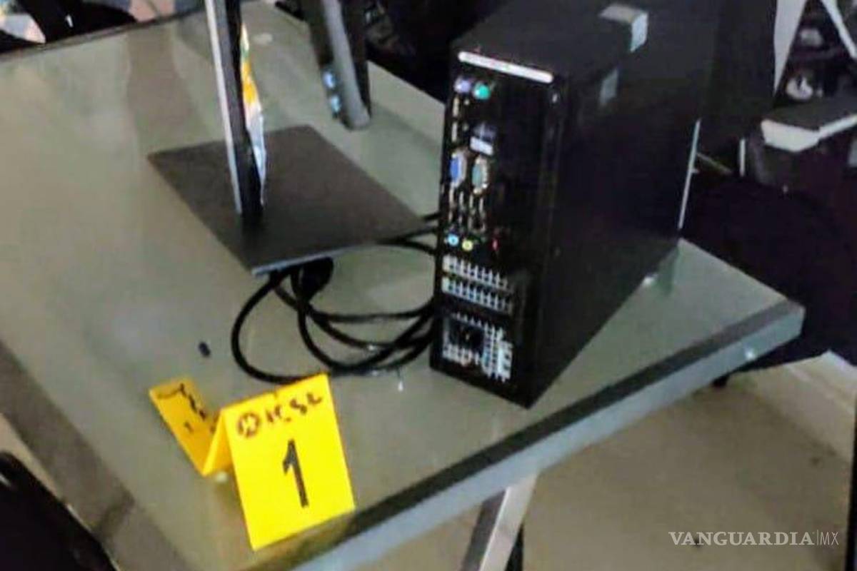 Detienen a 20 en cateo a empresa que ofrecía créditos para la compra de autos, en Nuevo León