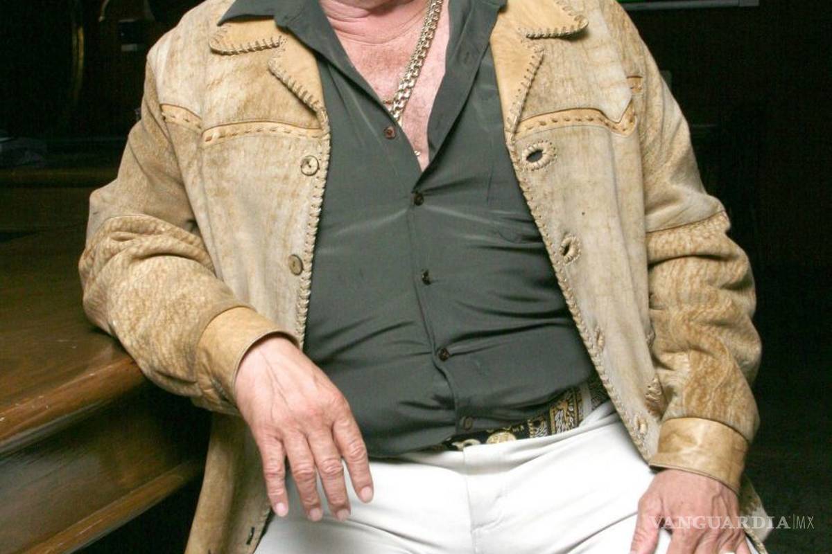 Lalo Mora es ingresado a terapia intensiva en hospital de Nuevo León