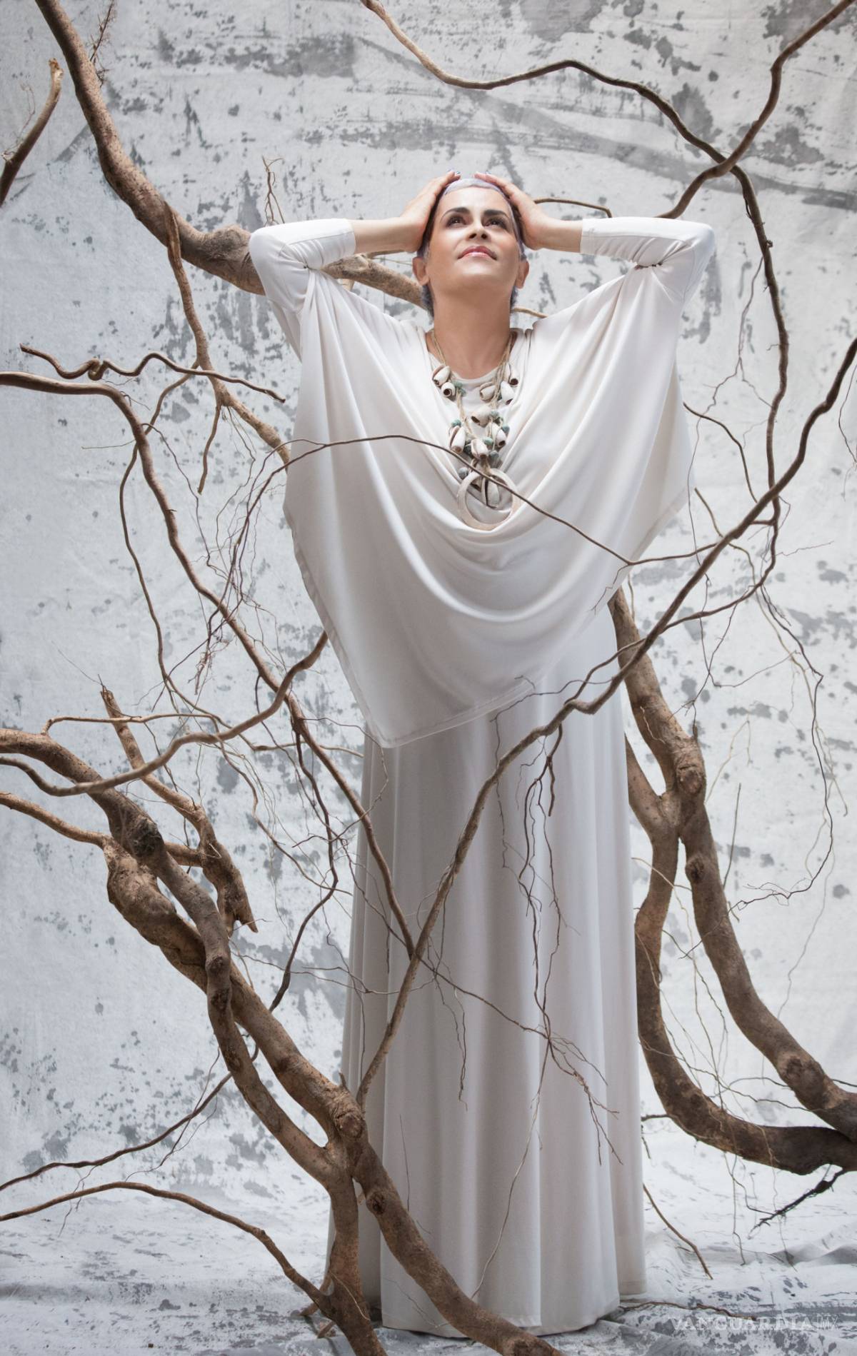 $!Eugenia León le canta ‘las mañanitas’ a Saltillo por sus 441 años