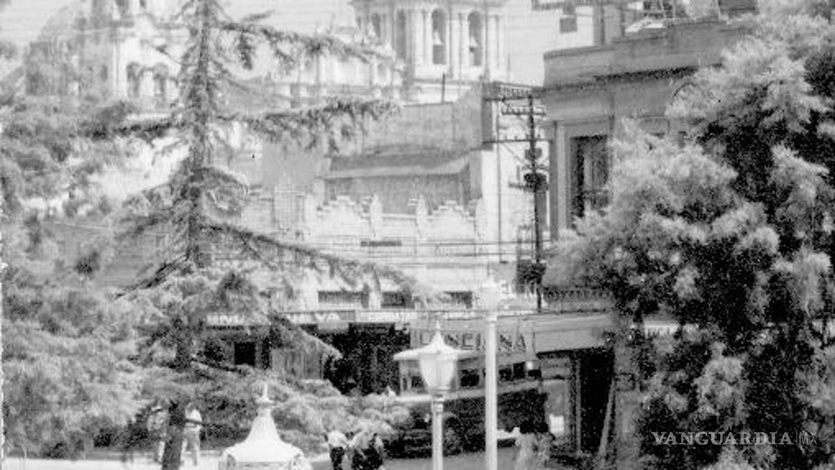 El oficio perdido del fotógrafo ambulante