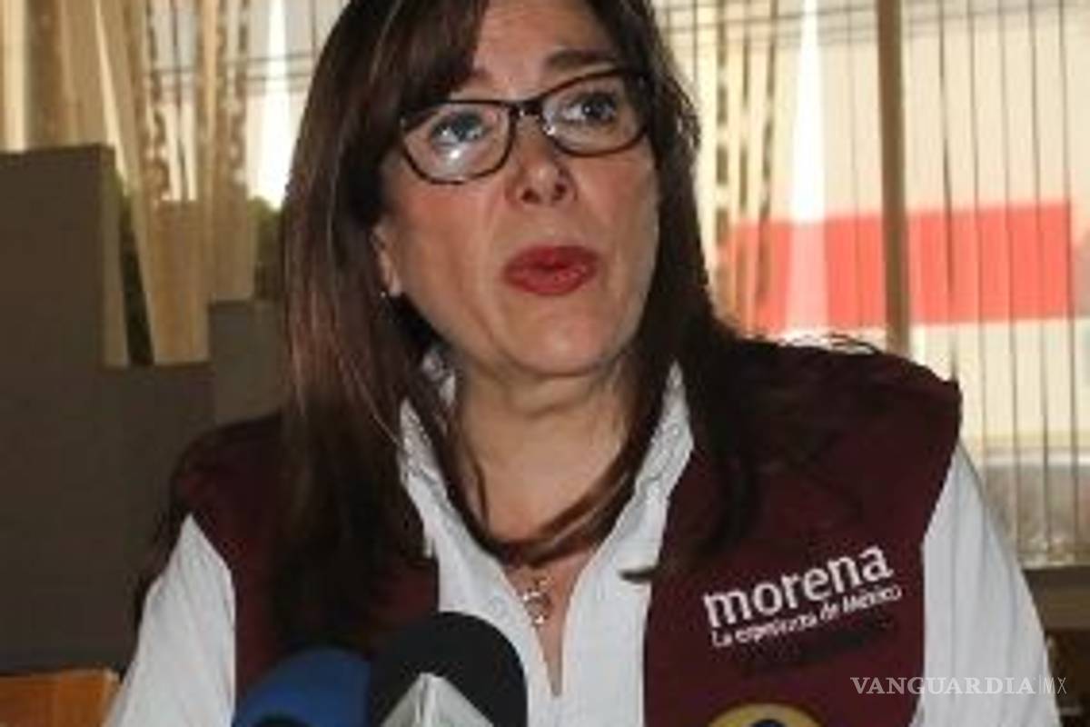 'Chamaquearon' a Eva Cadena