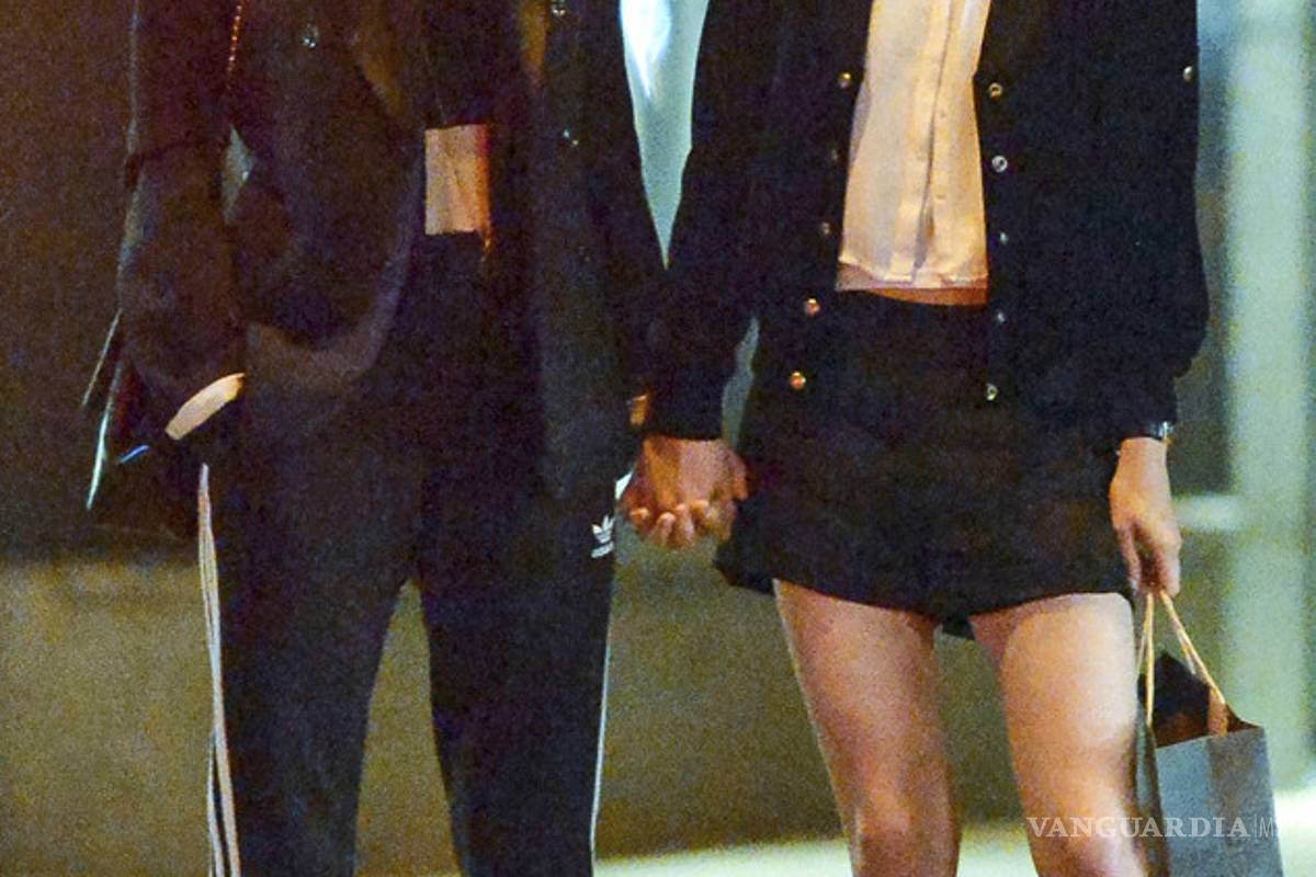 $!Captan a Kristen Stewart y a la ex de Cara Delevingne