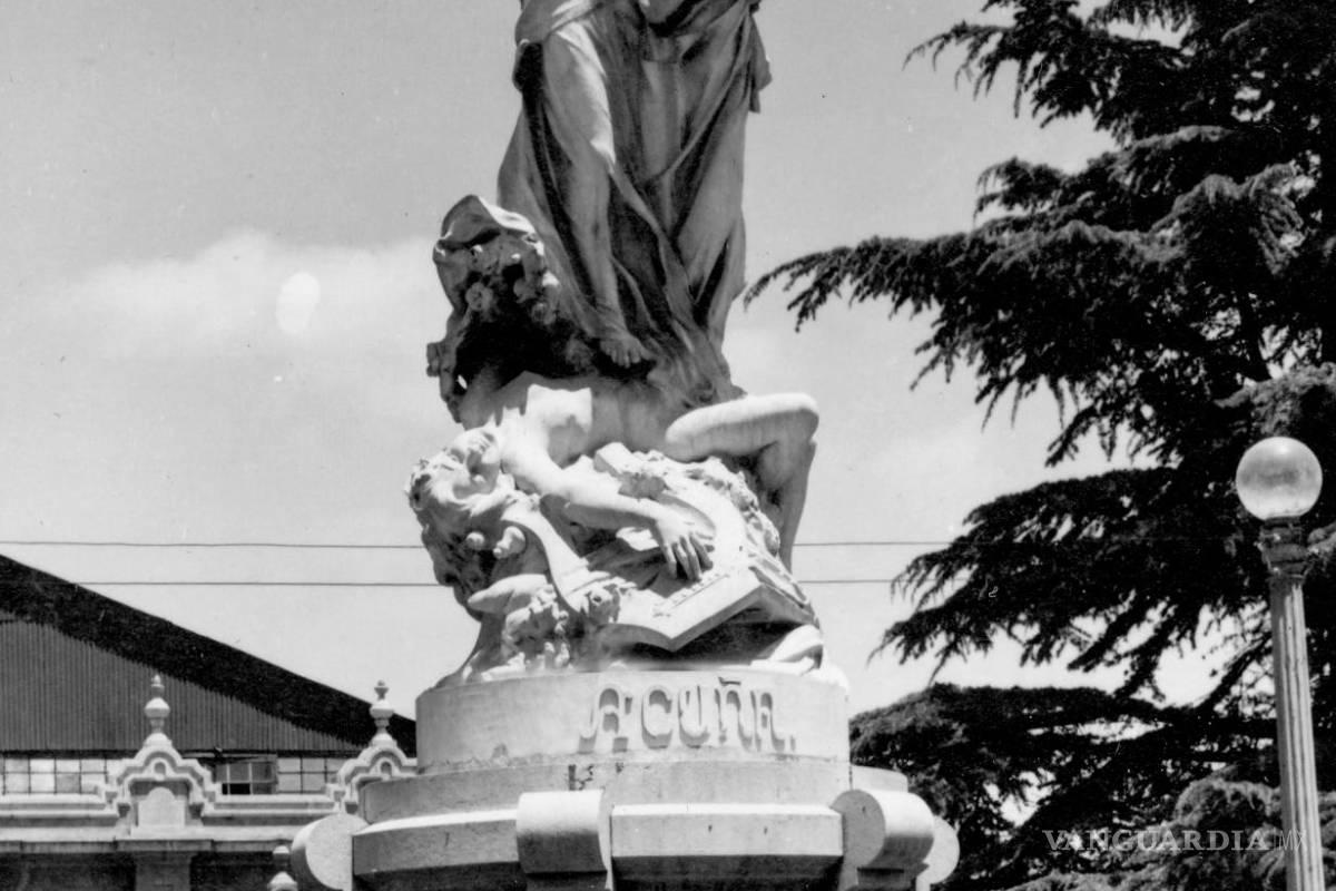 La ajetreada historia de las estatuas móviles de Saltillo