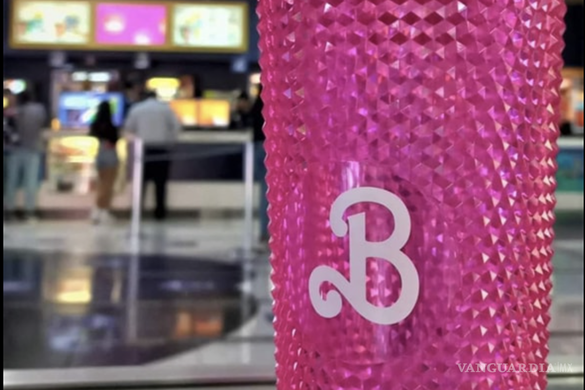 $!El vaso de Barbie de Cinépolis tenía un precio de 220 pesos y se puede encontrar en redes por casi 3 mil pesos.