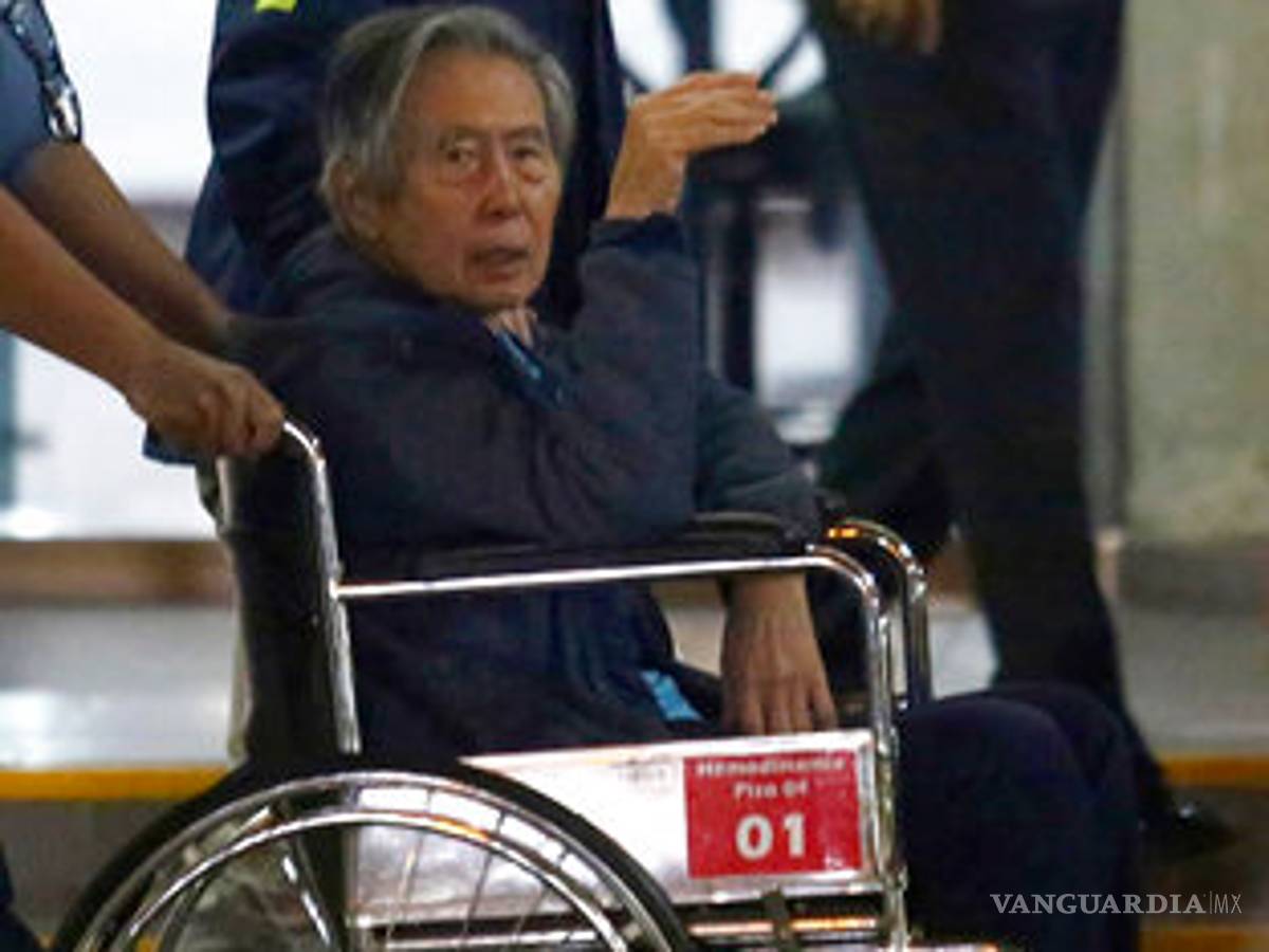 $!Trasladan a Alberto Fujimori a clínica por una arritmia