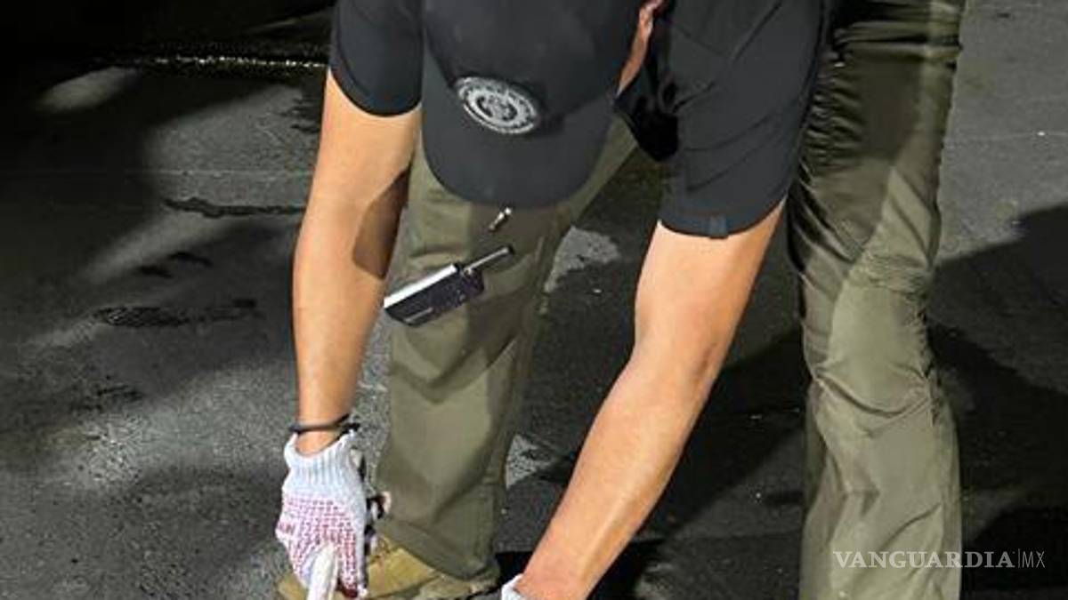 En Nuevo León, traían cocaína oculta en la batería de su camioneta y los detienen