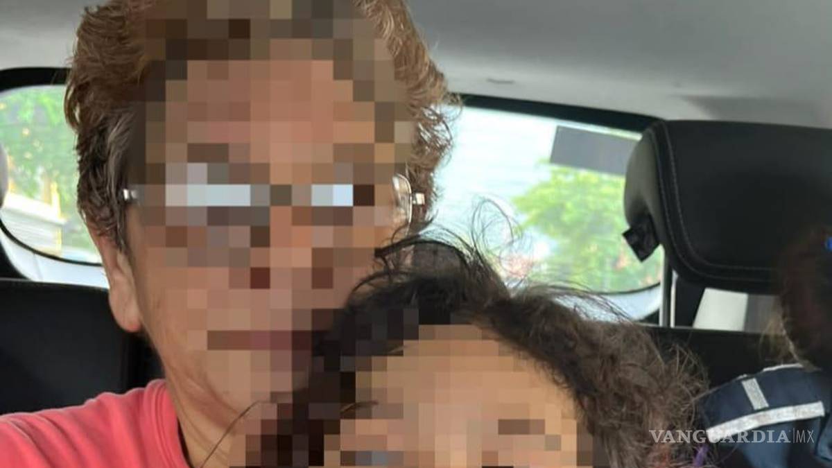 Rescatan a menor de tres años que caminaba sola en la vía pública en NL