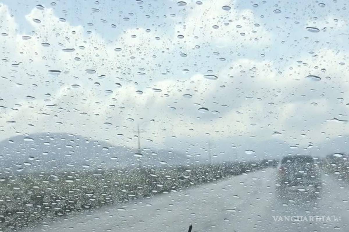 Oraciones surten efecto, reportan lluvia en Arteaga; ruegan que llegue a Sierra Hermosa