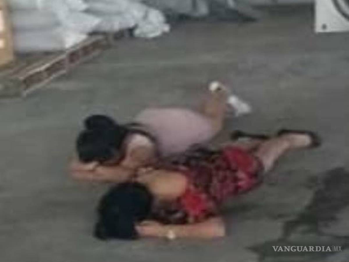 $!Cuatro mujeres, presuntas huachicoleras, atacan a militares en Veracruz y son detenidas