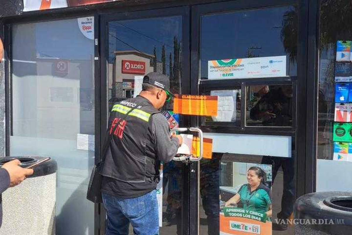 Clausuran tienda de conveniencia de la colonia Palma Real por infraestructura dañada