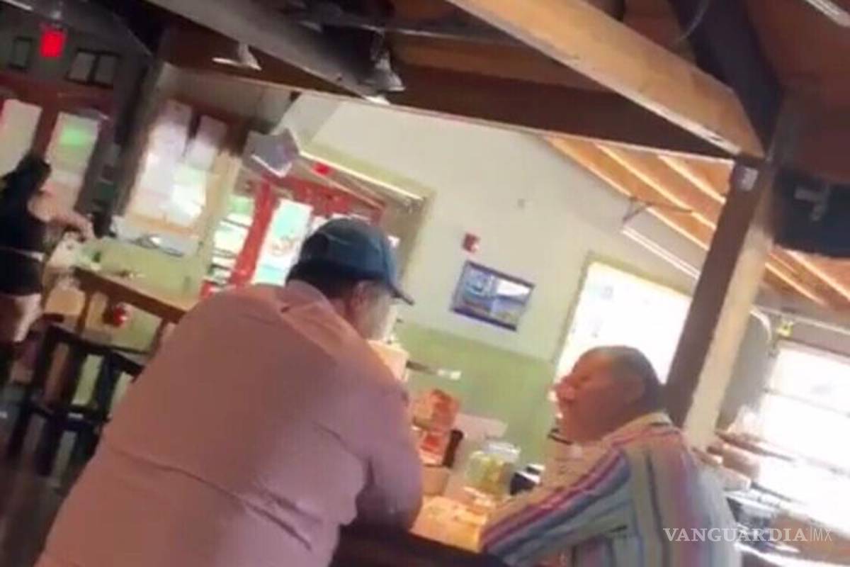 Van por César Duarte. Las fotos de dónde está