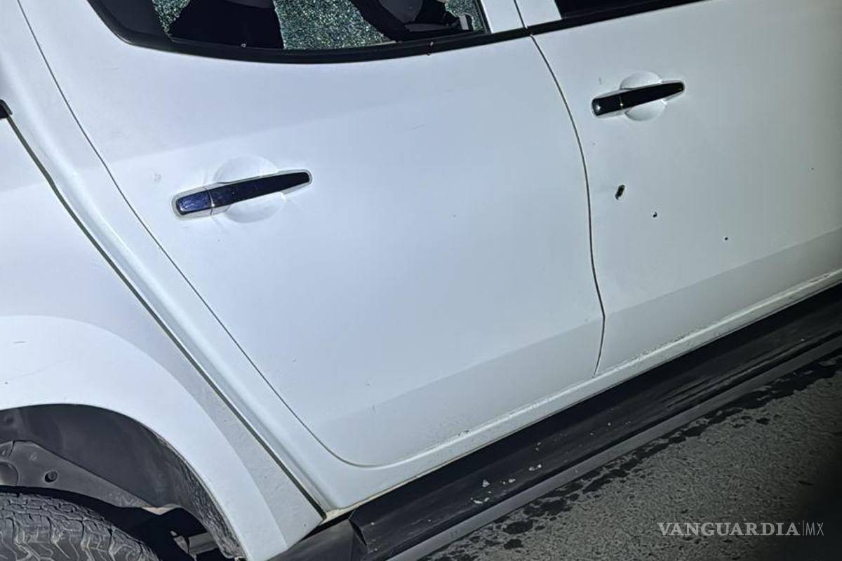 $!Una camioneta fue incautada tras el enfrentamiento entre hombres armados y policías.