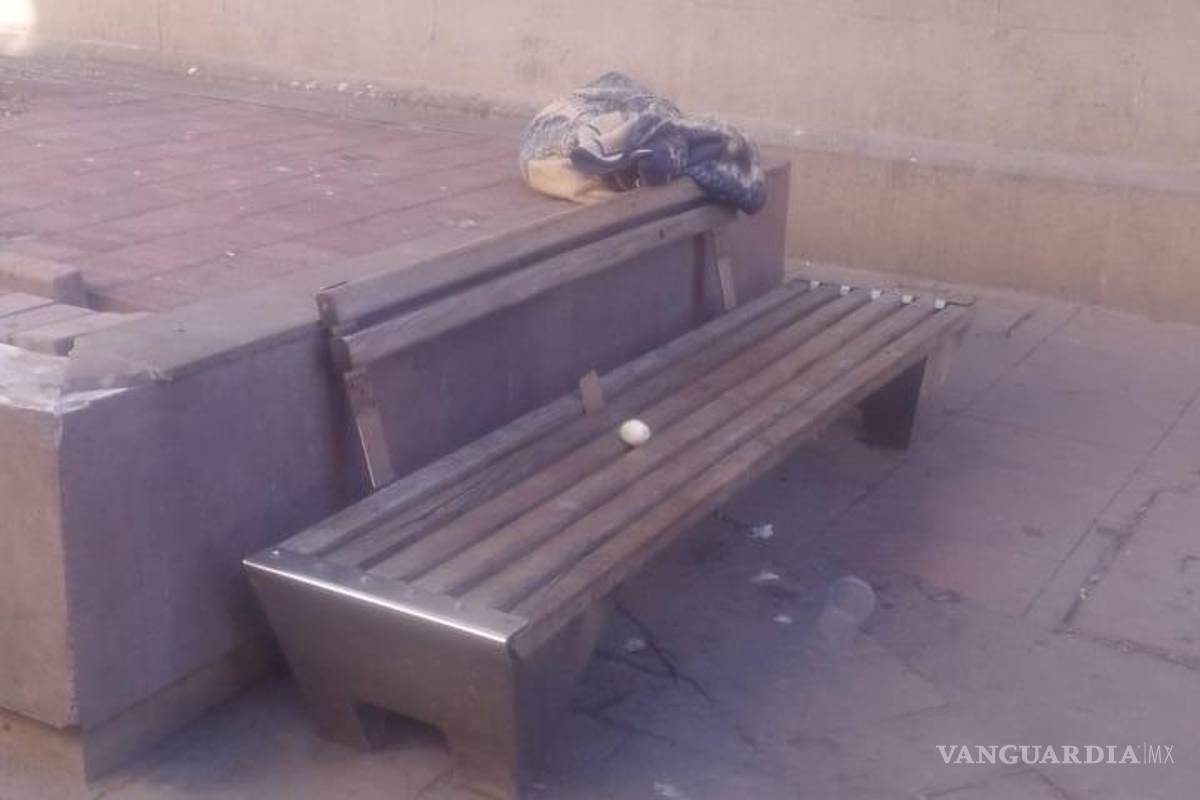 Convierten callejón de Ocampo en baño público; en pleno corazón del centro histórico