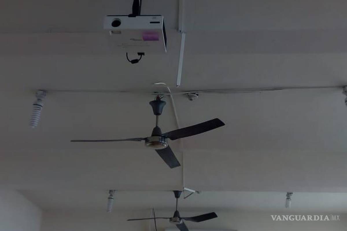 Desglosan gasto de cuotas escolares en la secundaria Margarita Maza de Juárez en Saltillo