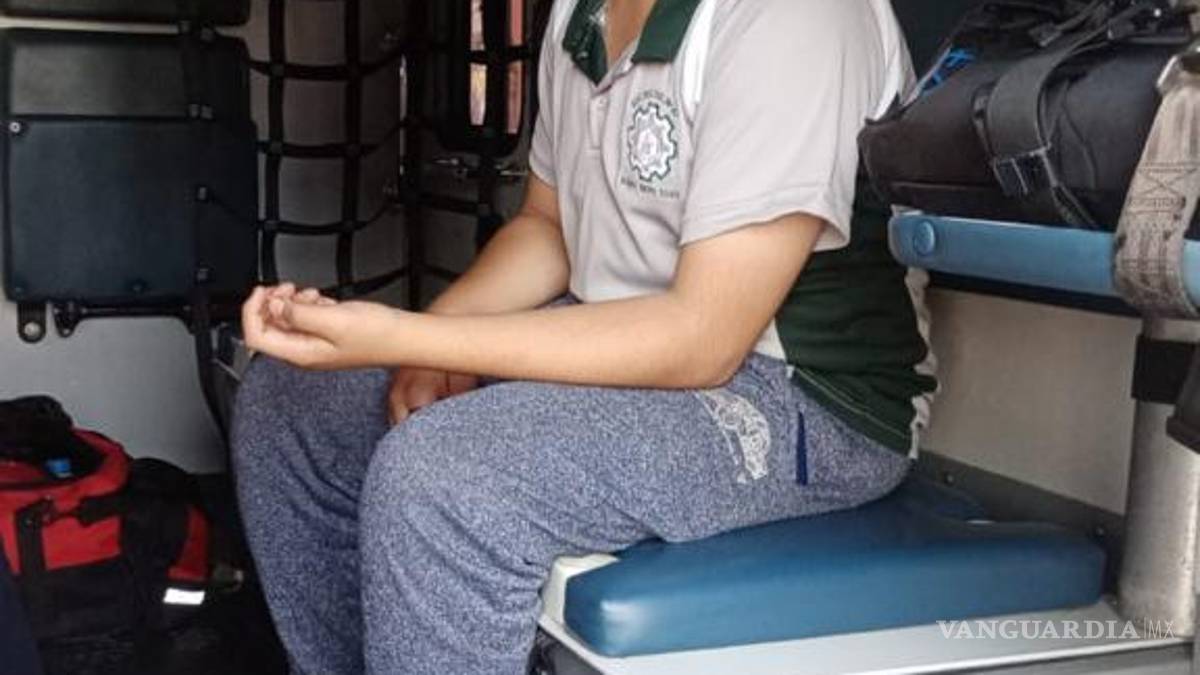 Apuñalan en la mano a estudiante en la Alameda de Ramos Arizpe