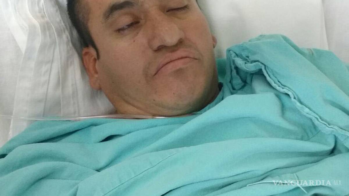 Presume poli su pistola a menor en Parras; le da un balazo