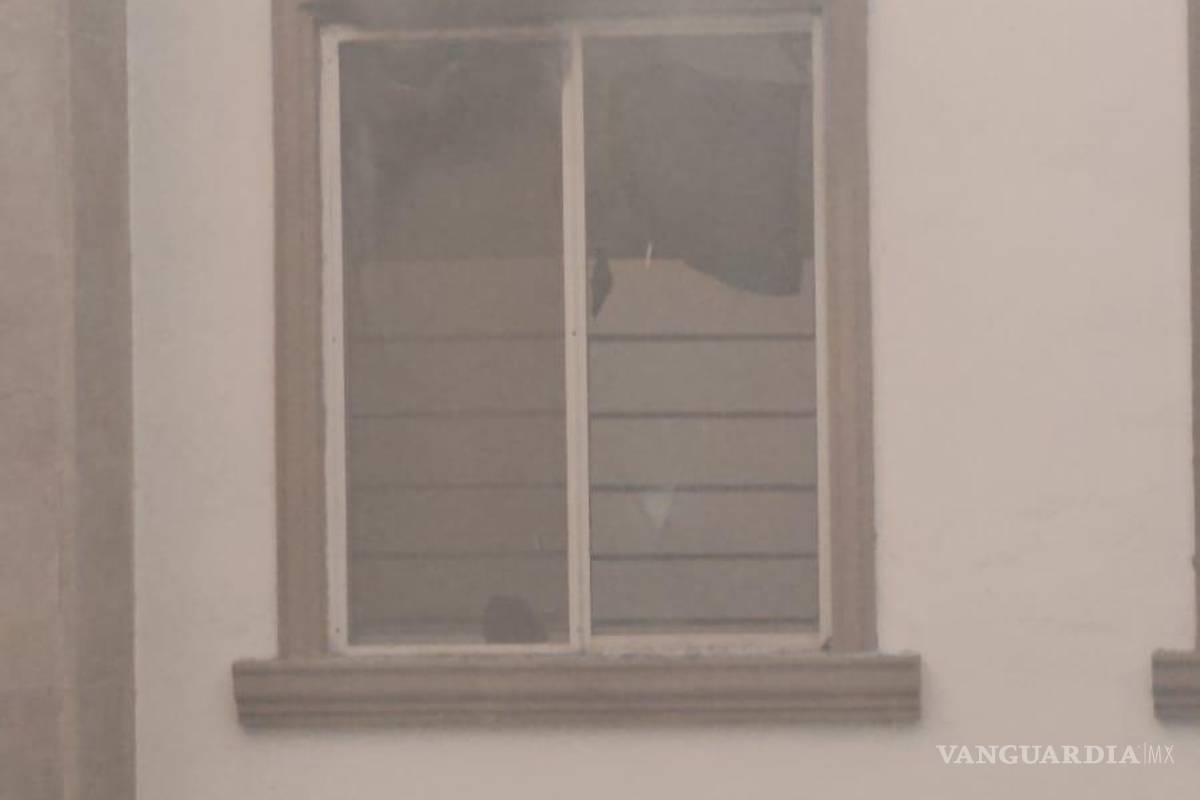 Incendio en Facultad de Ingeniería Mecánica de la UANL ocasiona movilización