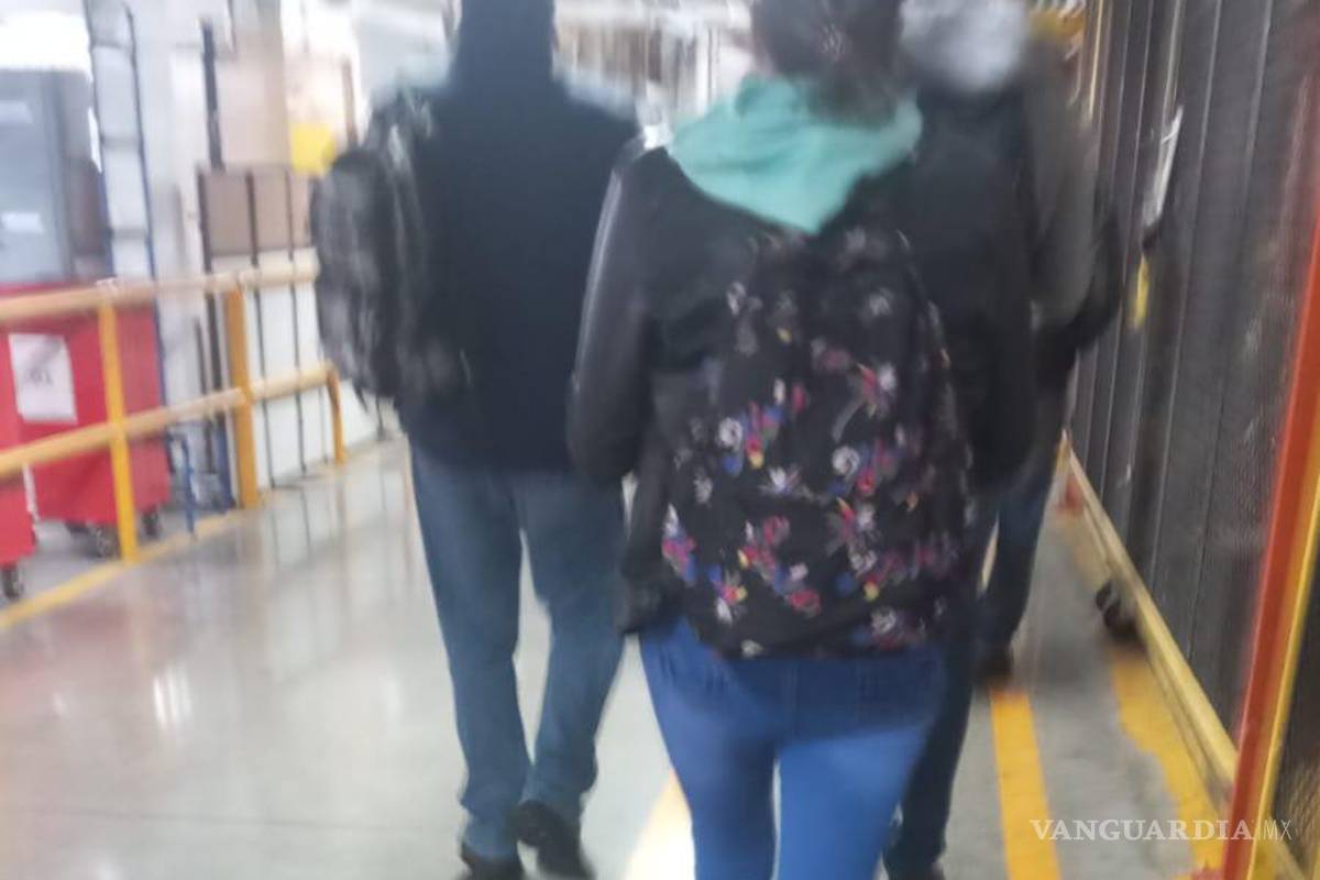 $!Desde temprana hora de este viernes, el personal fue citado para avisar del reajuste emprendido por GM.