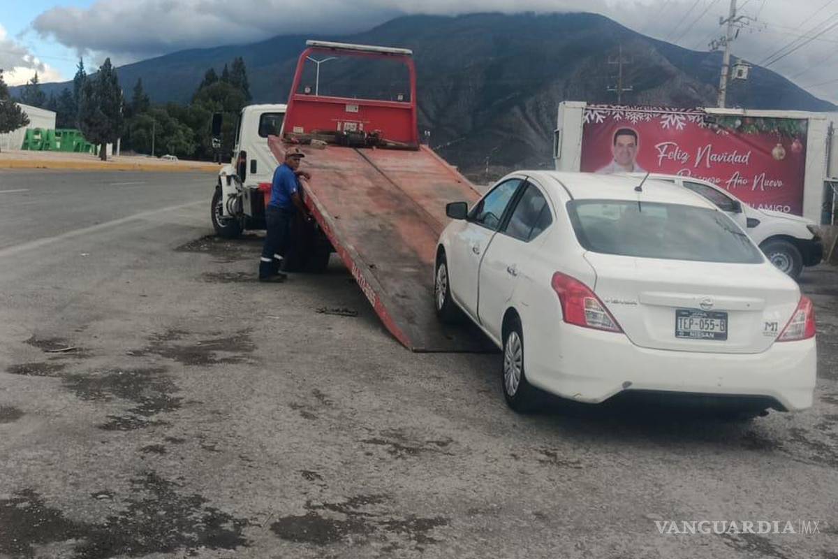 Cae joven regio que circulaba en auto robado en Arteaga