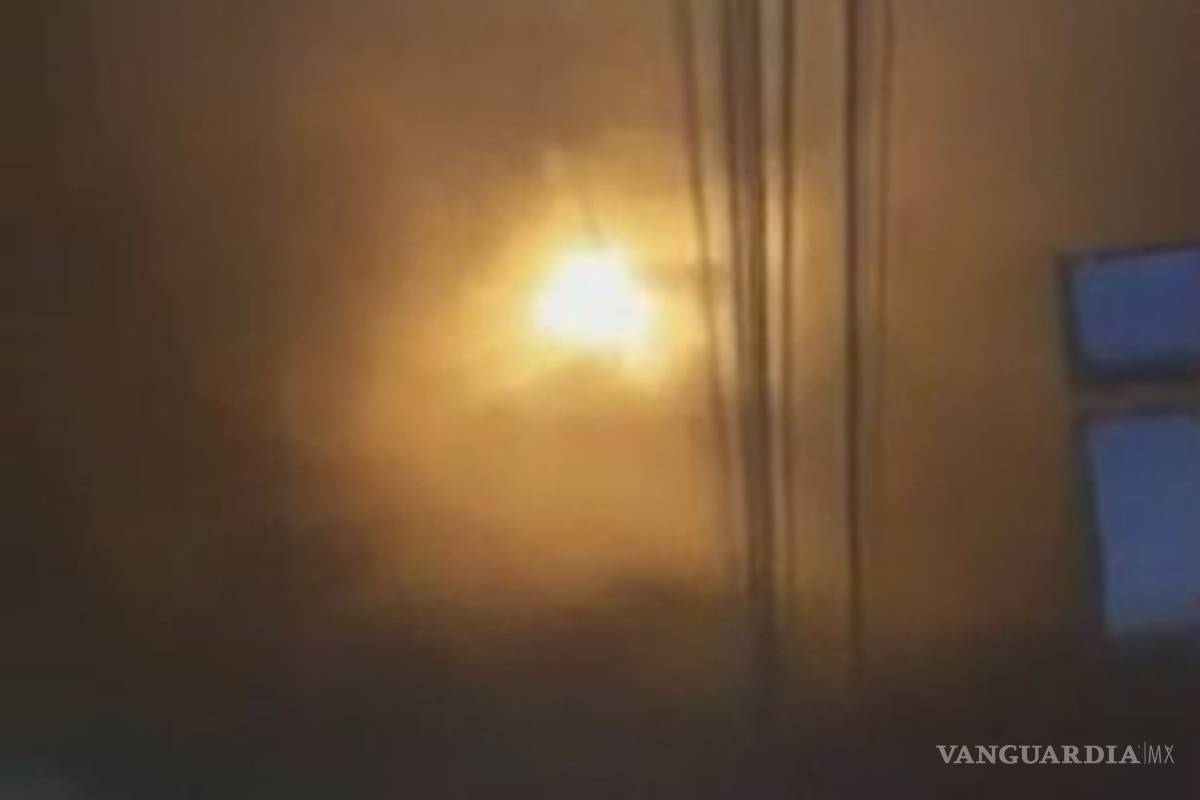 Una misteriosa y brillante luz en movimiento en el cielo nocturno provocó temores (+Videos)