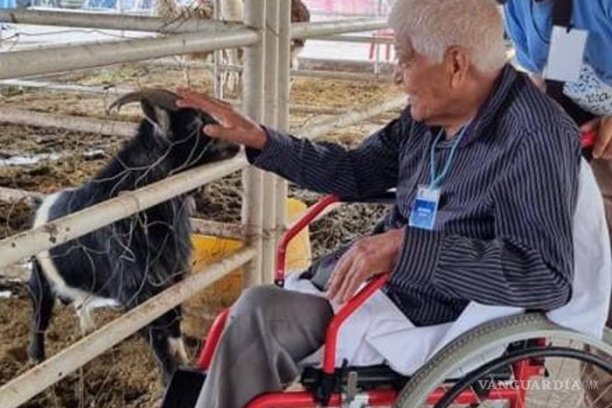 ‘Gozamos como chiquillos’; adultos mayores de asilo visitaron la Feria Saltillo (video)