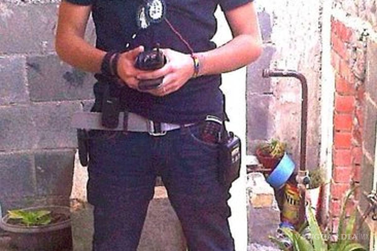 $!'El Brackets'... otro niño sicario de la 'Tropa del Infierno' del Cártel de Noreste se exhibe en camionta blindada (video)