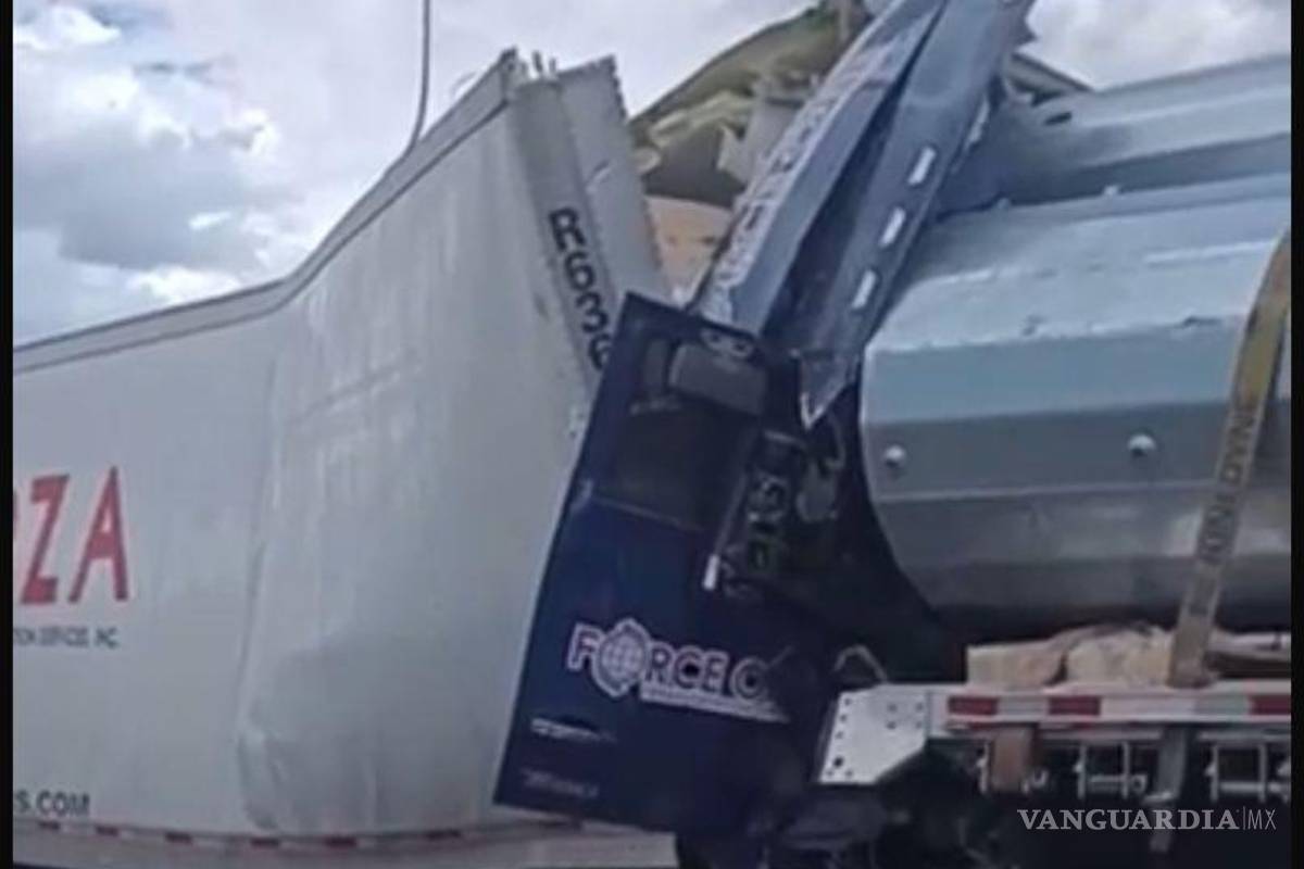 Trailero muere prensado en la carretera Saltillo-Matehuala