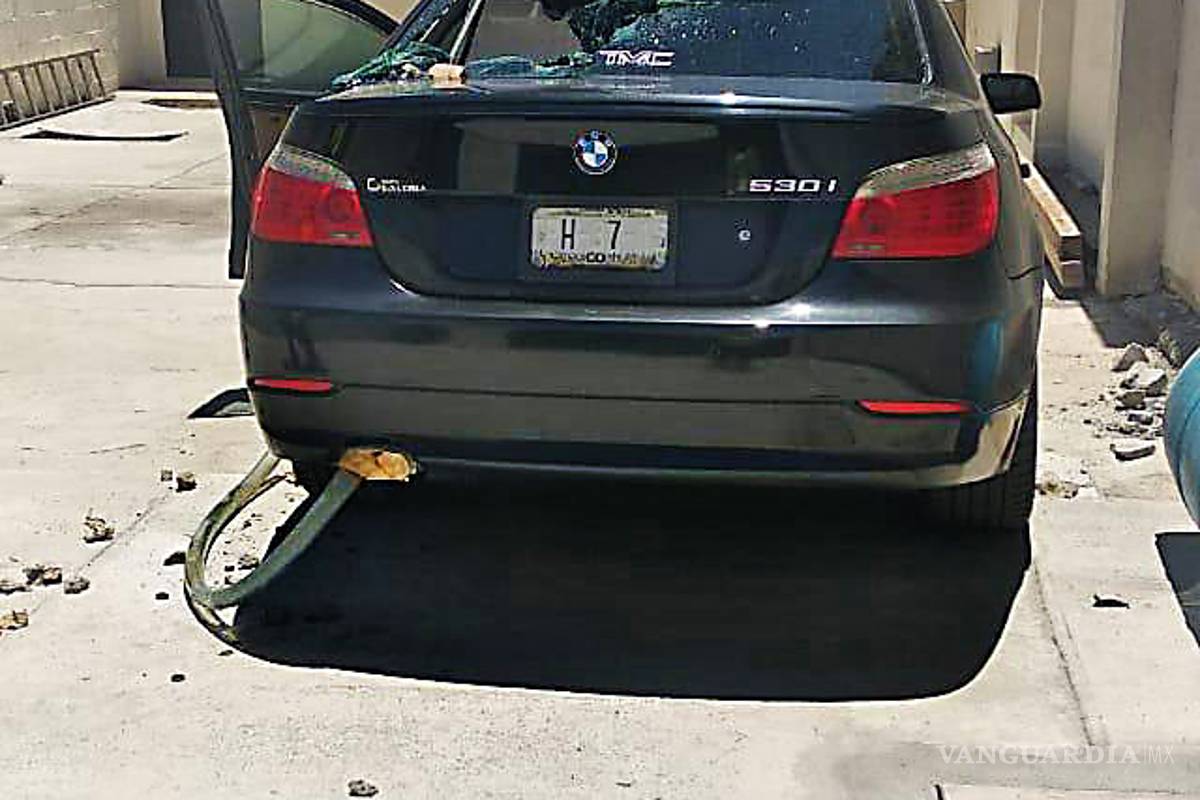 Hombre se quita la vida aspirando monóxido de carbono dentro de su auto, por decepción amorosa, en Saltillo