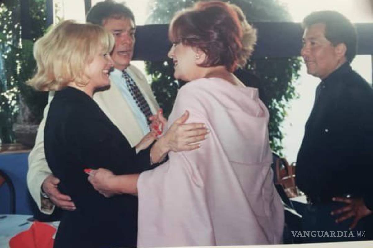 Estas fotos demuestran que Sara y Anel eran amigas