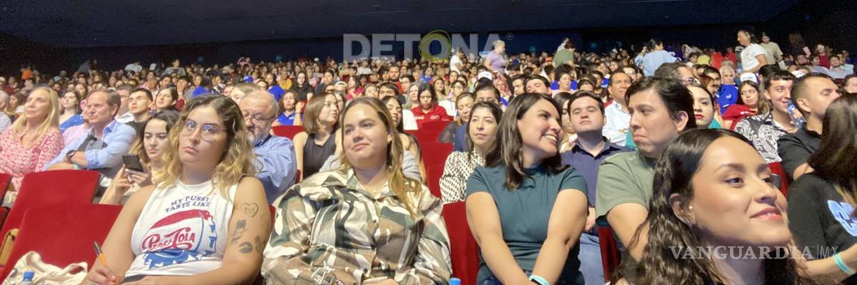 $!Los jóvenes tienen en sus manos la posibilidad de que la política no sea un fango donde chapotean los egoistas y mediocres y se acerque a su ideal.