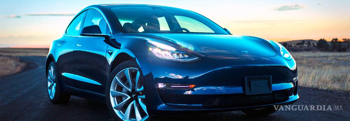 $!El Tesla Model 3 seguirá sin ser tan accesible como se pretendía: Elon Musk