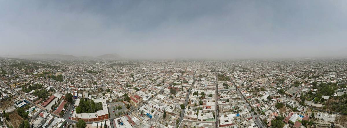 $!El viento en Saltillo ha elevado los niveles de PM2.5, partículas finas que afectan gravemente la salud, sobre todo en personas con enfermedades respiratorias.