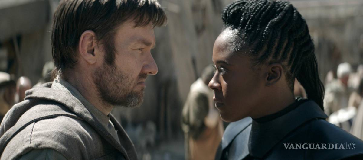 $!En esta imagen difundida por Disney+, Joel Edgerton, a la izquierda, y Moses Ingram en una escena de la serie Obi-Wan Kenobi.