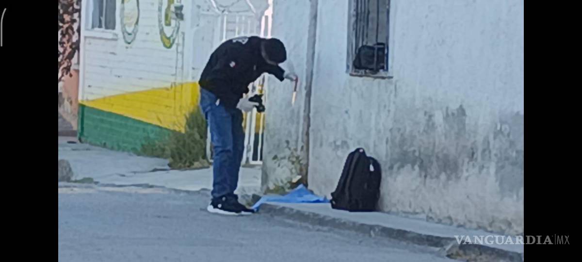 $!El arma blanca asegurada fue localizada entre la maleza en una vialidad de la Zona Centro.