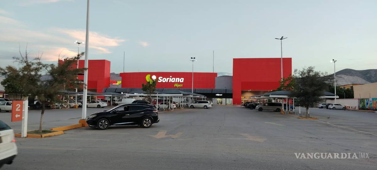 $!Soriana Híper Las Fuentes fue renovada con una inversión superior a los 50 millones de pesos.