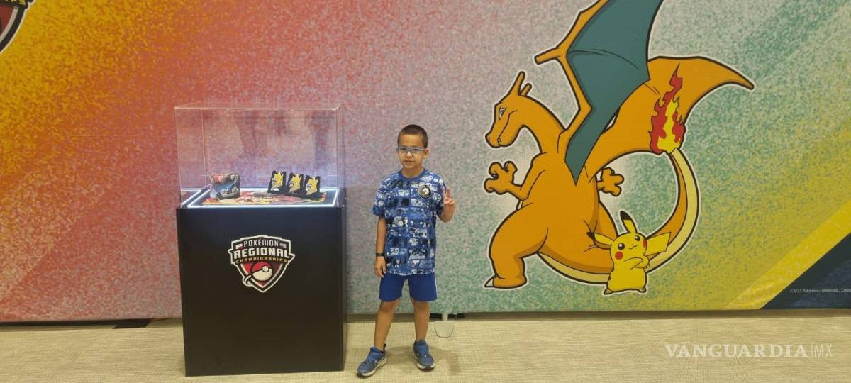 $!Rafita Lara, de 7 años, representó a Saltillo en el torneo regional de Pokémon TCG en Querétaro, donde vivió su tercera experiencia competitiva y destacó por su entusiasmo dentro del juego.