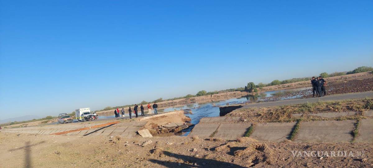 $!Autoridades pidieron a la población extremar precauciones al circular por el lugar.