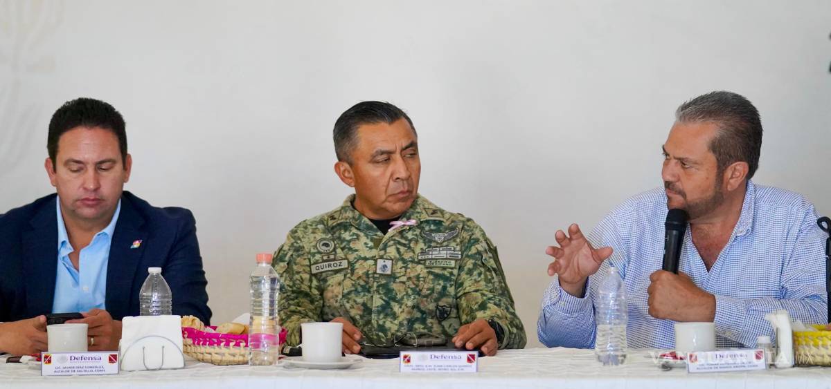 $!El alcalde Tomás Gutiérrez Merino durante la Reunión de la Mesa de Seguridad Regional, celebrada en el 69 Batallón de Infantería de la Sexta Zona Militar.