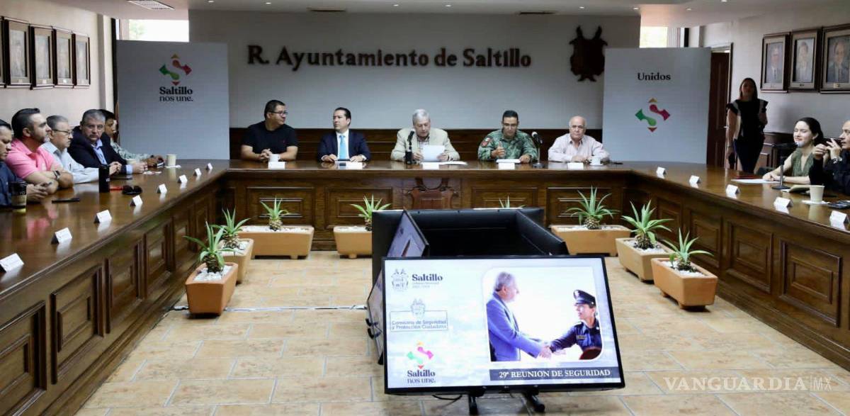 $!Reforzará Chema Fraustro Unidad de Justicia Cívica; realiza mediación entre vecinos