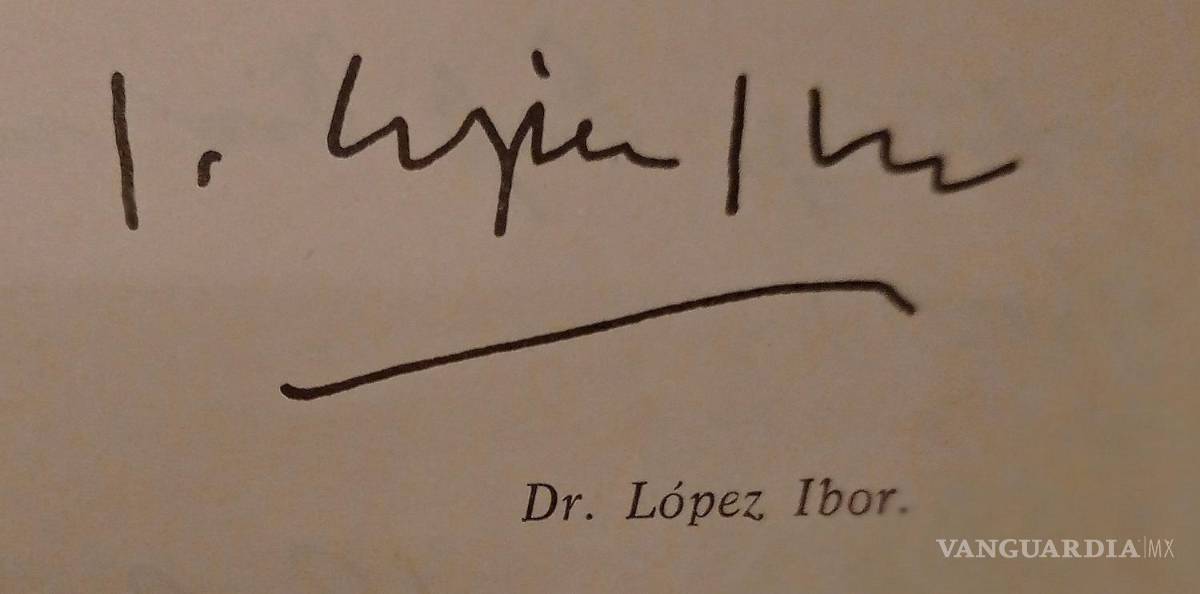 $!La firma del doctor López Ibor, insigne médico psiquiatra español del pasado siglo, se caracteriza por la simplicidad y falta de detalle en las letras, lo que la hace inelegible, costumbre corriente entre los médicos y otras profesiones acostumbrados a tener que firmar con rapidez y en muchas ocasiones. EFE/Isabel Martínez Pita