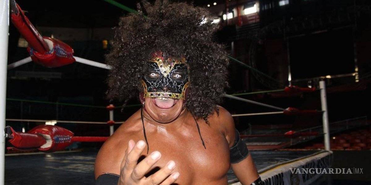 $!Acusan a luchador del CMLL de subir borracho al cuadrilátero