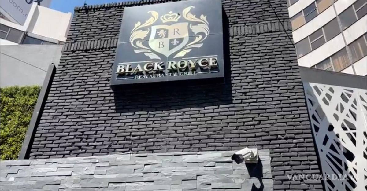 $!Restaurante de día, table dance de noche