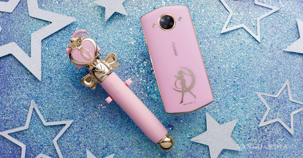 $!Combate al mal y tómate selfies con el celular de Sailor Moon