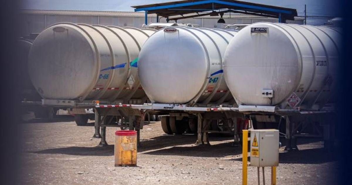 Estiman en 600 mil mdp daños al erario público por huachicol fiscal